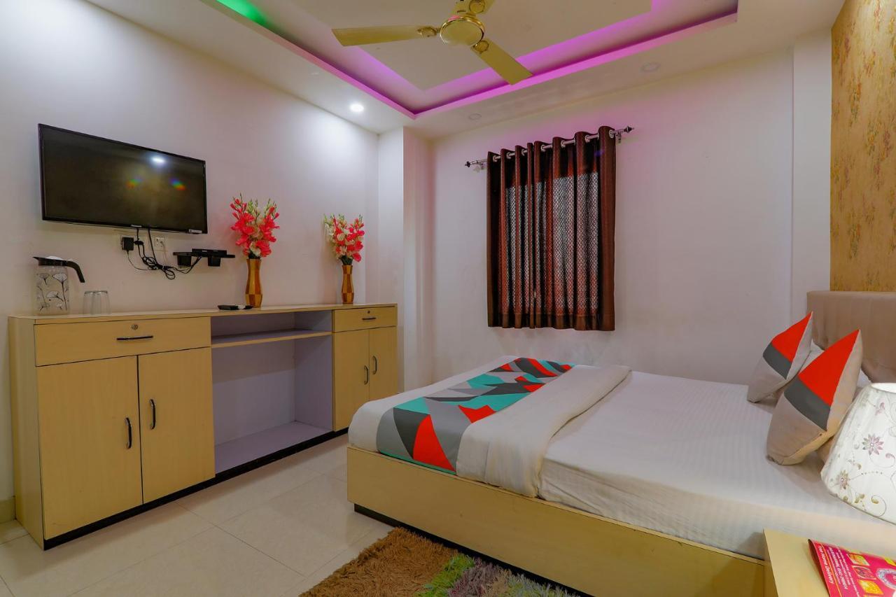 Hotel Fabexpress Moti Mahal à Bénarès Extérieur photo