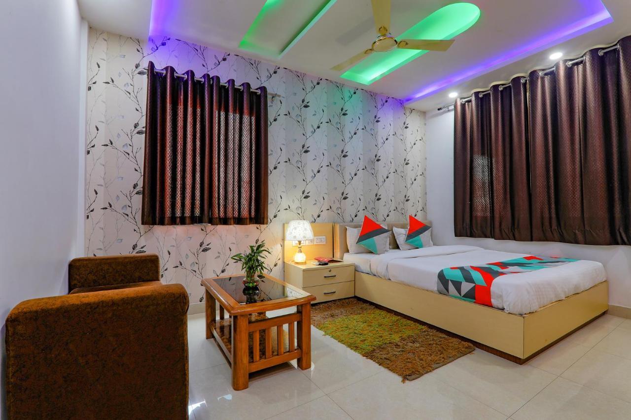Hotel Fabexpress Moti Mahal à Bénarès Extérieur photo