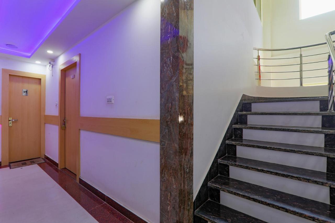 Hotel Fabexpress Moti Mahal à Bénarès Extérieur photo