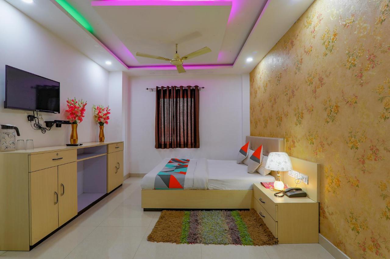 Hotel Fabexpress Moti Mahal à Bénarès Extérieur photo